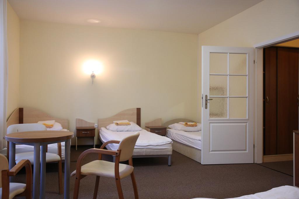 Roskosz Zespol Dworsko Parkowy Bed & Breakfast Biala Podlaska Luaran gambar