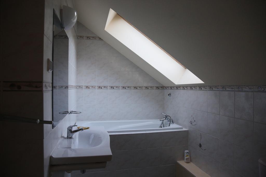 Roskosz Zespol Dworsko Parkowy Bed & Breakfast Biala Podlaska Luaran gambar