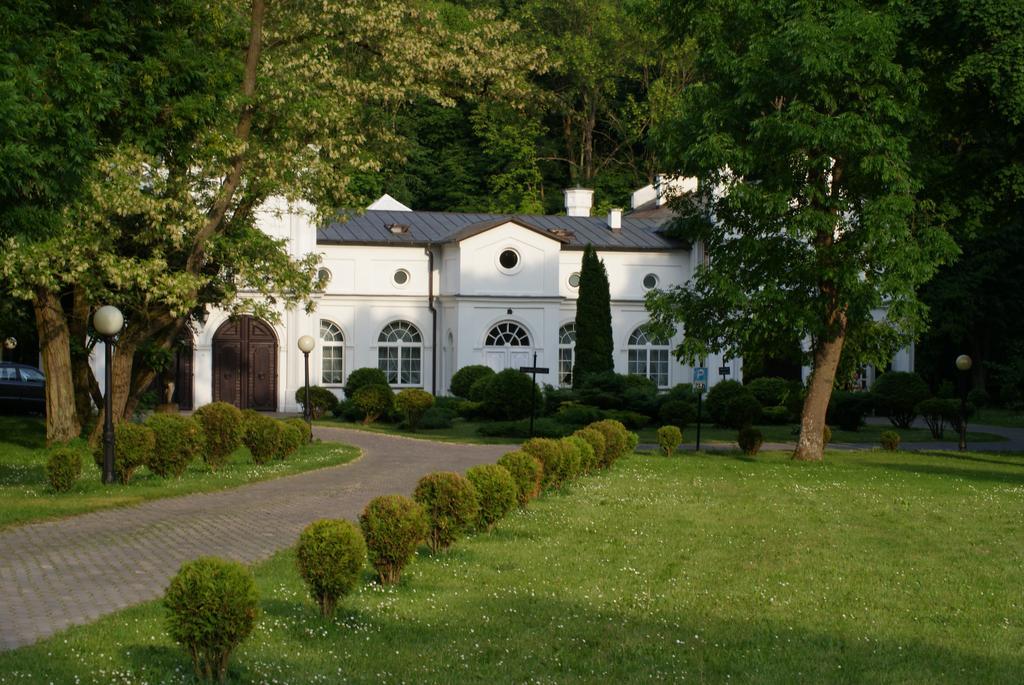 Roskosz Zespol Dworsko Parkowy Bed & Breakfast Biala Podlaska Luaran gambar