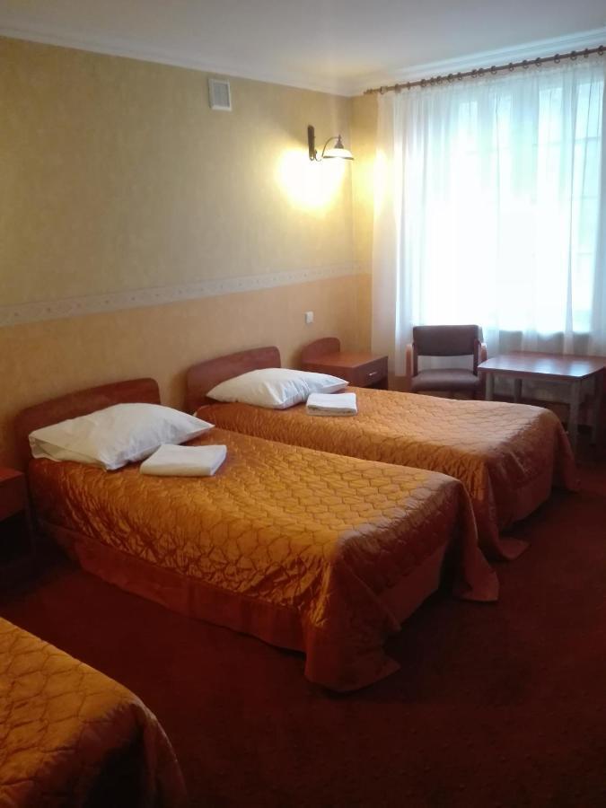 Roskosz Zespol Dworsko Parkowy Bed & Breakfast Biala Podlaska Luaran gambar