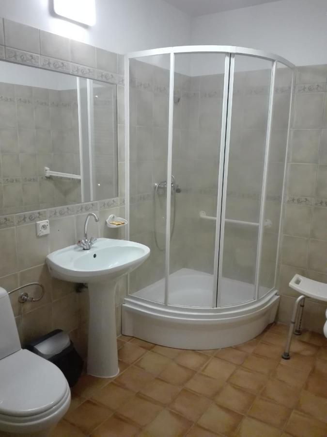 Roskosz Zespol Dworsko Parkowy Bed & Breakfast Biala Podlaska Luaran gambar